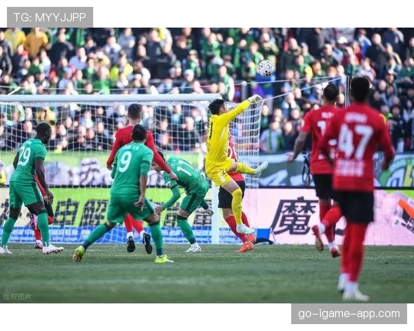 门将持球超6秒会被吹犯规？规则如何界定“控制球”时间